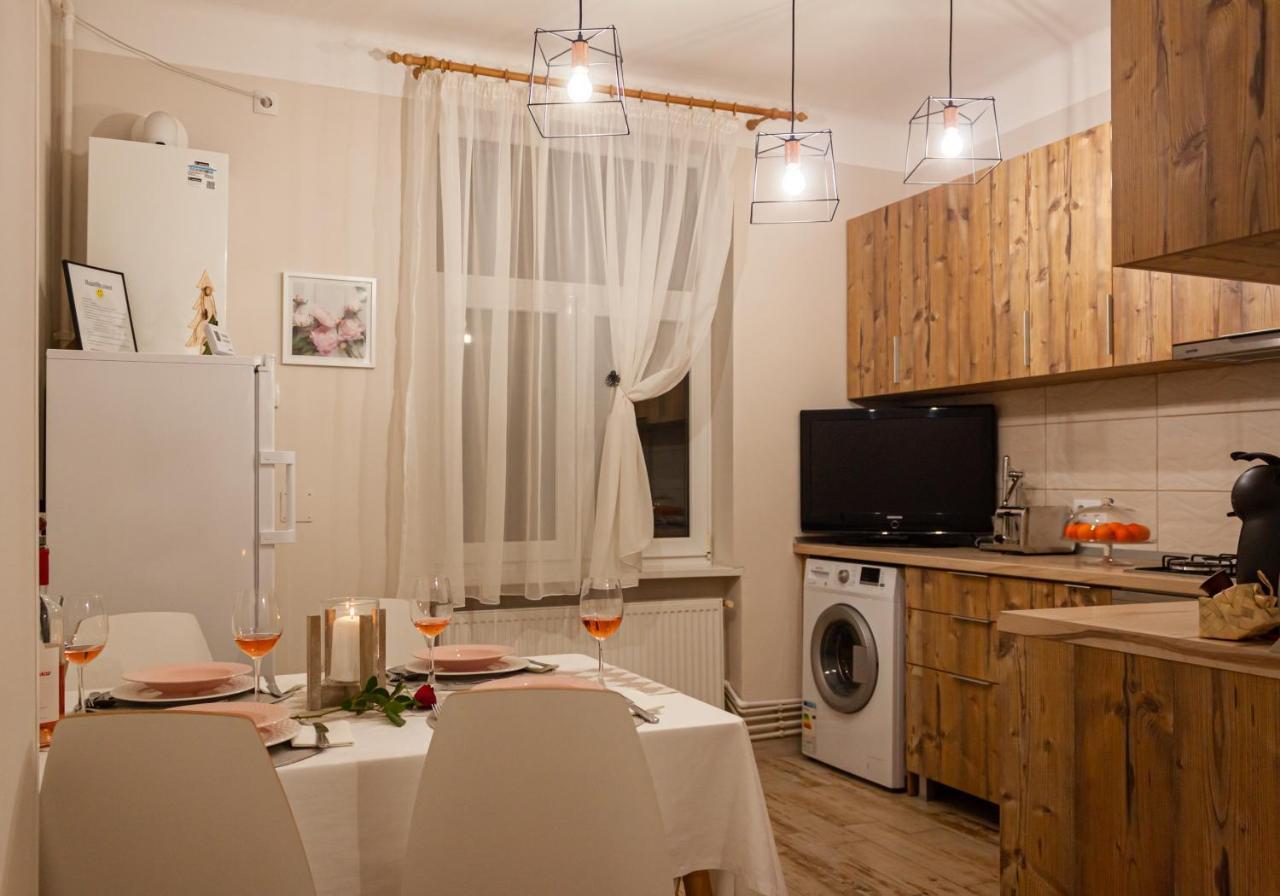 Cozy Family Apartments Brasov Bagian luar foto